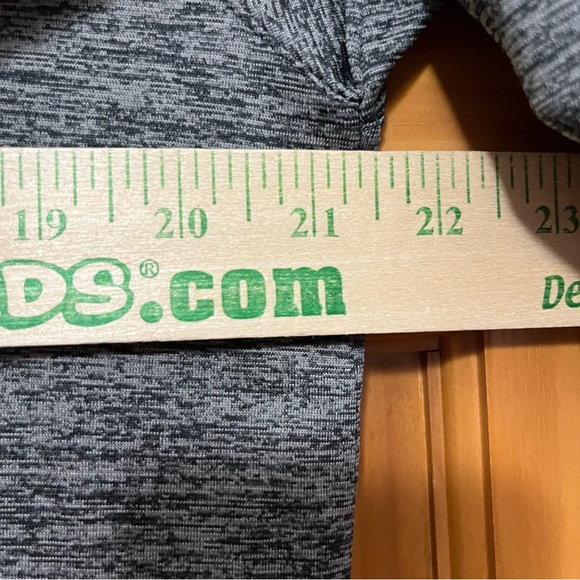 Colosseum Gray Notre Dame Quarter Zip Popover Size Medium NWT - Picture 9 of 10